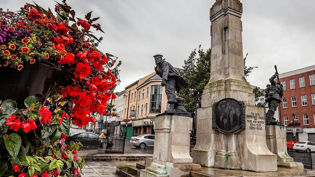 War Memorial Restoration: A Protocol for Preserving Distributed Heritage