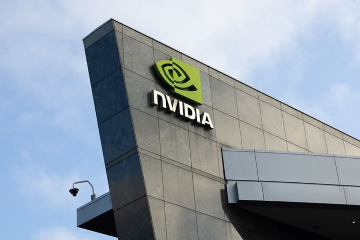 Microsoft's UK Data Center Exit Reveals AI's Risk Asymmetry
